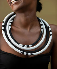 1 Black & white Kenyan Maasai Beaded Collar Necklace – Handcrafted Jewelry
